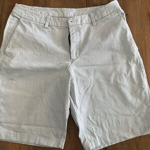 Lululemon Athletica Light Creamish White Men's Shorts